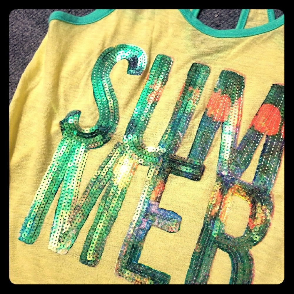 Summer tank, so fun! XS, can also fit small!